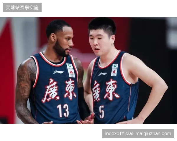 传统豪强广东男篮本赛季颗粒无收，创下罕见纪录预示球队进入调整与重建期